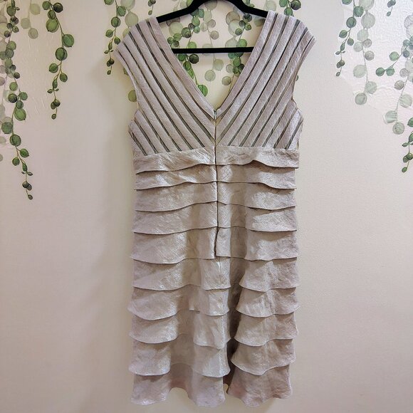 Scarlett Nite Champagne Tiered Ruffle Cocktail Dress Size 10 - Picture 2 of 6